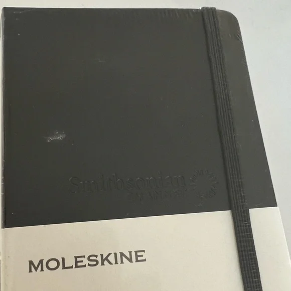 Brand New set of 3 Moleskine Classic Notebook Pocket Size - Picture 3 of 3